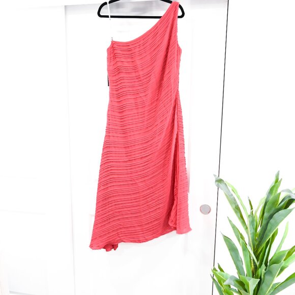 Tadashi Shoji Size 12 Coral Textured One Shoulder Knee Length Dress NWT - Picture 2 of 11